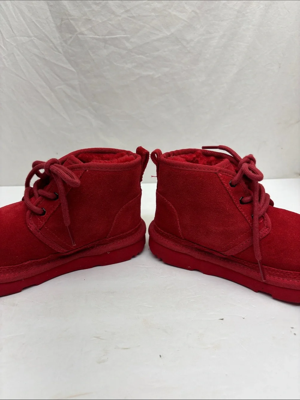 UGG Neumel for little kids, box 72